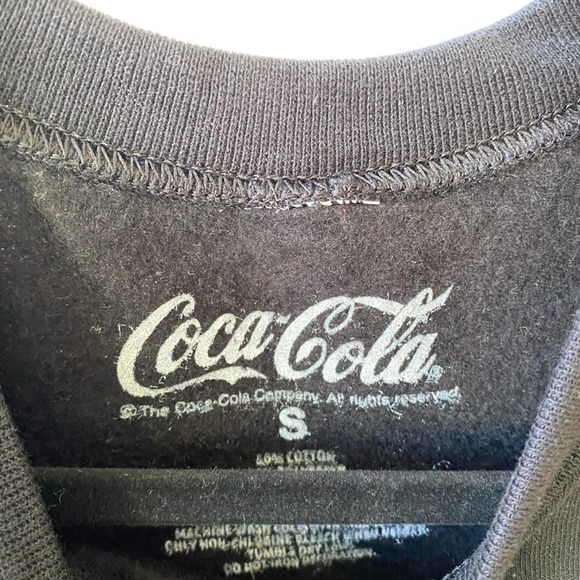 COCA-COLA Unisex Black Multi Logo Crew Neck Fleece Lined Graphic Sweatshirt sz S - Picture 8 of 8